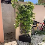 Feriehus Vesta 62m2 A St Cyprien 700 M De La Et Du Village *