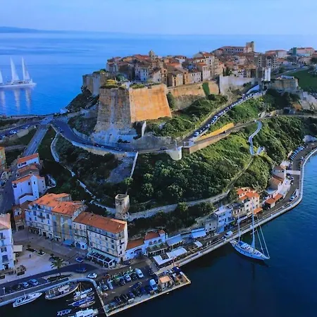 Vesta 62m2 A St Cyprien 700 M De La Et Du Village