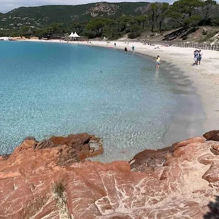 Vesta 62m2 A St Cyprien 700 M De La Et Du Village *